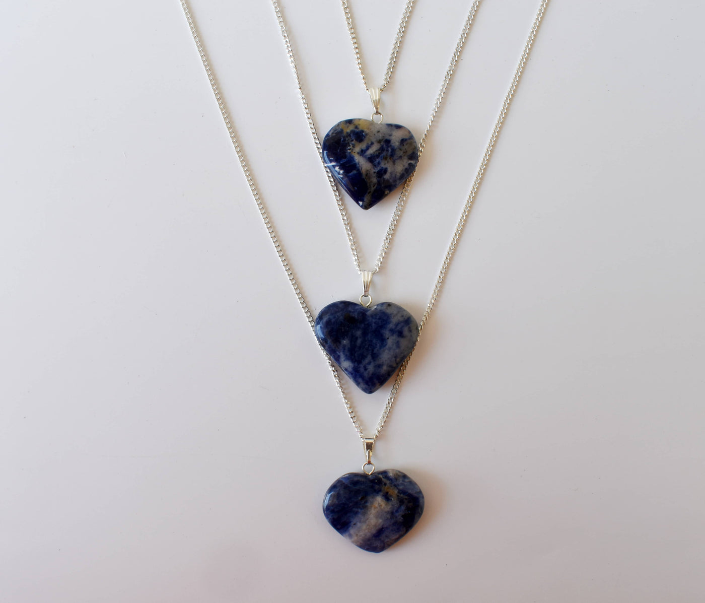 Véritable pendentif cœur en cristal Sodalite, véritables colliers en forme de cœur, breloque en pierres précieuses polies