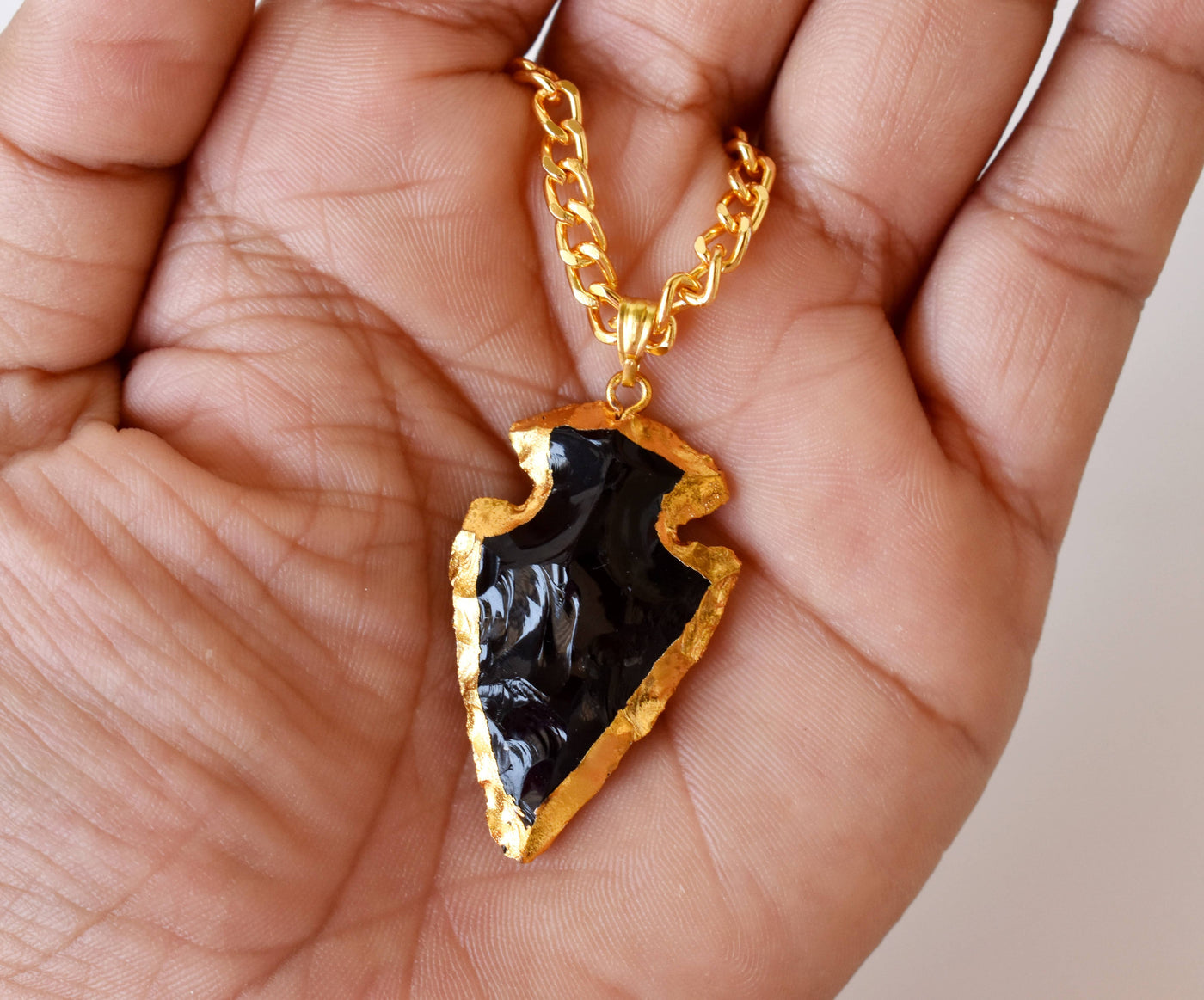 Pendentif en forme de flèche en obsidienne noire ~ Pendentifs en cristaux d'or galvanisés avec chaîne