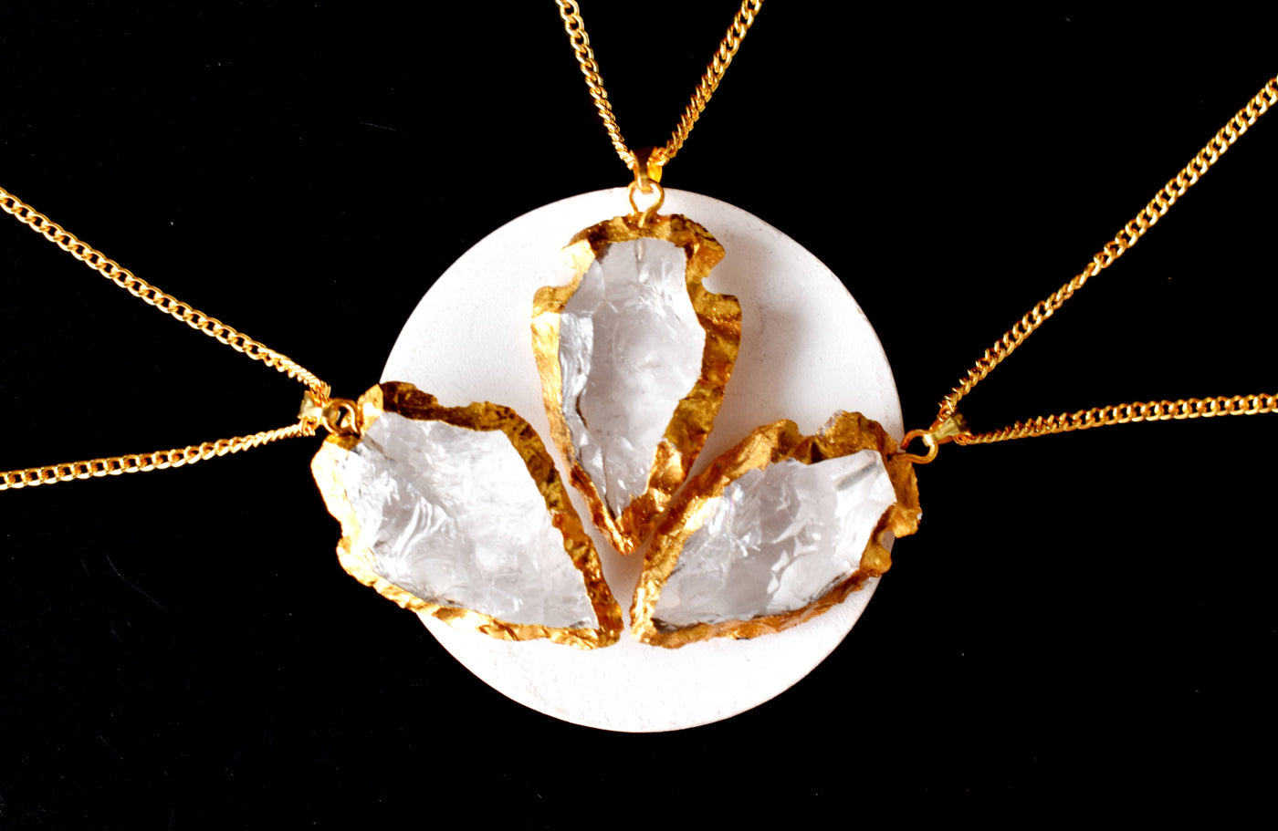Pendentif en forme de flèche en quartz clair ~ Pendentifs en cristaux d'or galvanisés avec chaîne