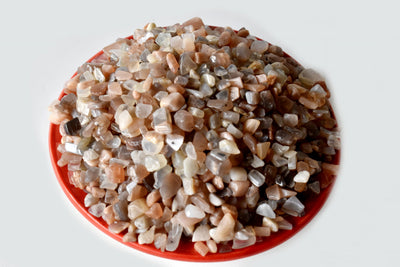 Puces de cristal multi-pierres de lune brutes, puces de pierres précieuses non percées dans un paquet de 4 oz, 1/2 lb, 1 lb