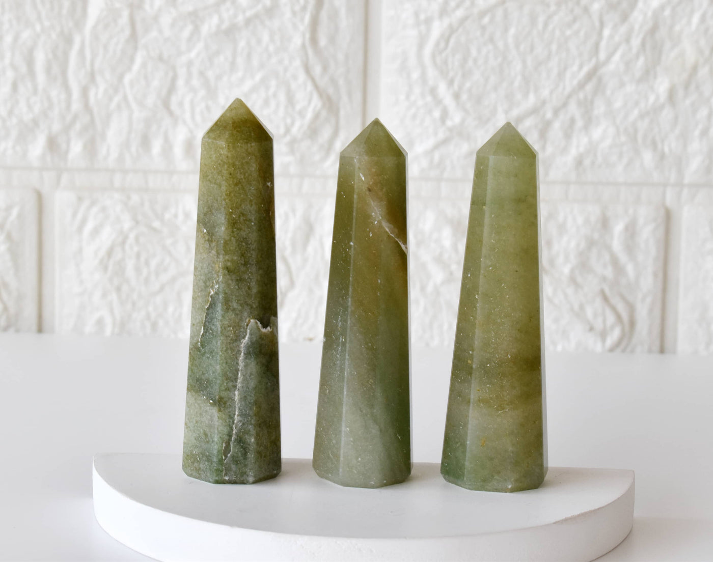 Green Aventurine Tower Point (Leadership and Good Fortune)