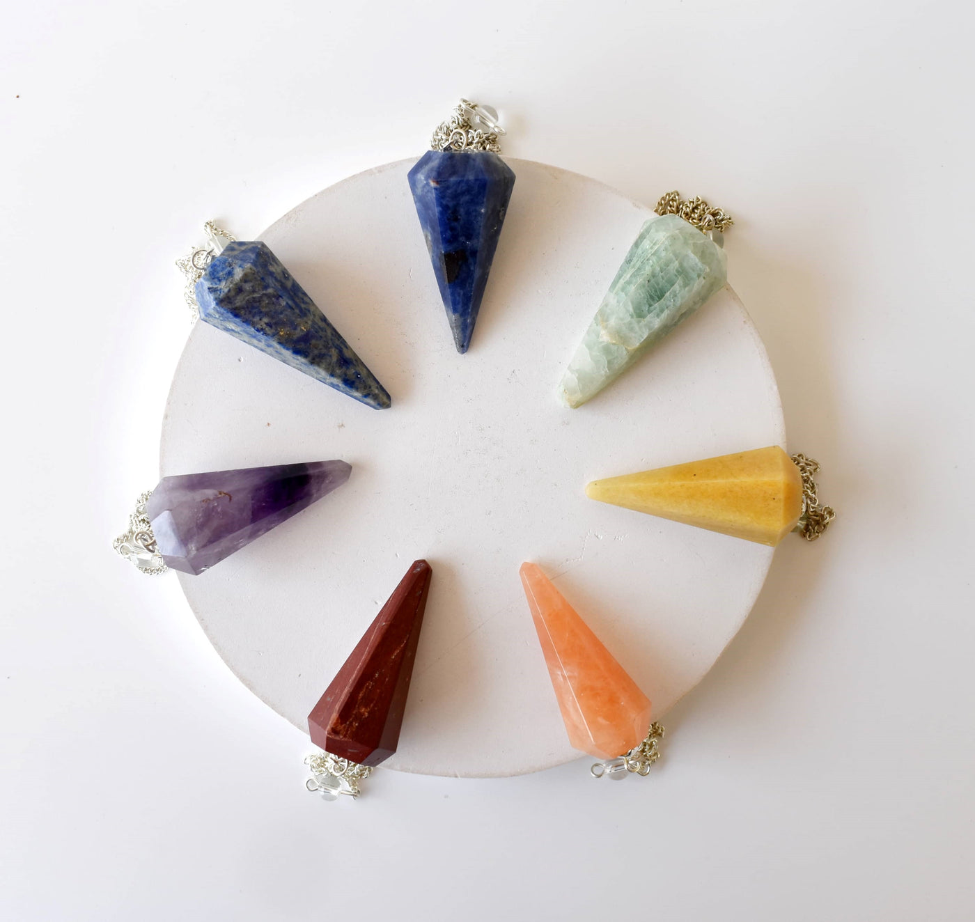 Ensemble de 7 pendules coniques à facettes Chakra Pendules en cristal de radiesthésie de guérison