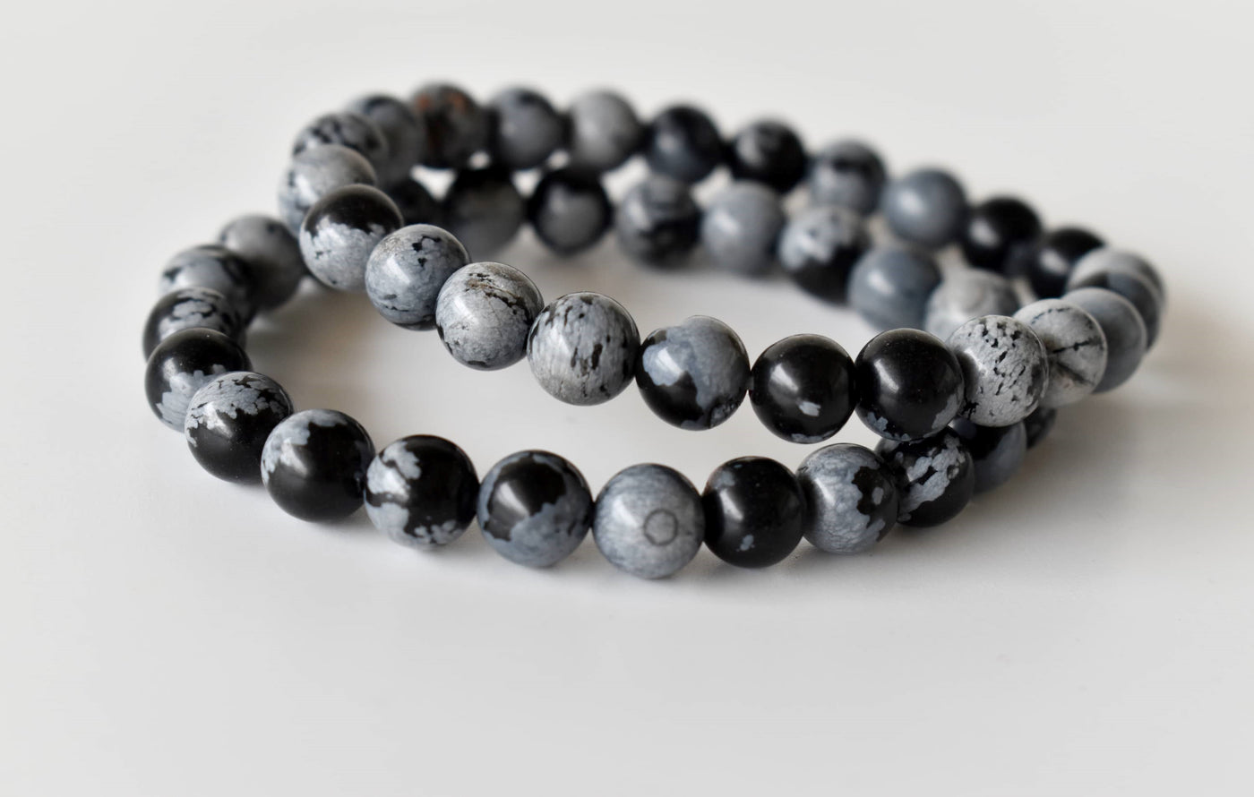 Bracelet en obsidienne de flocon de neige 4MM, 6MM, 8MM, 10MM Un bracelet de perles rondes, bracelet de pierres précieuses pierres de guérison