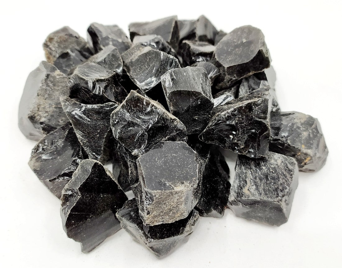 Pierres naturelles brutes d'obsidienne noire 1 pouce de morceaux de cristal brut d'obsidienne noire en taille de paquet 4 oz, 1/2 lb, 1 lb.