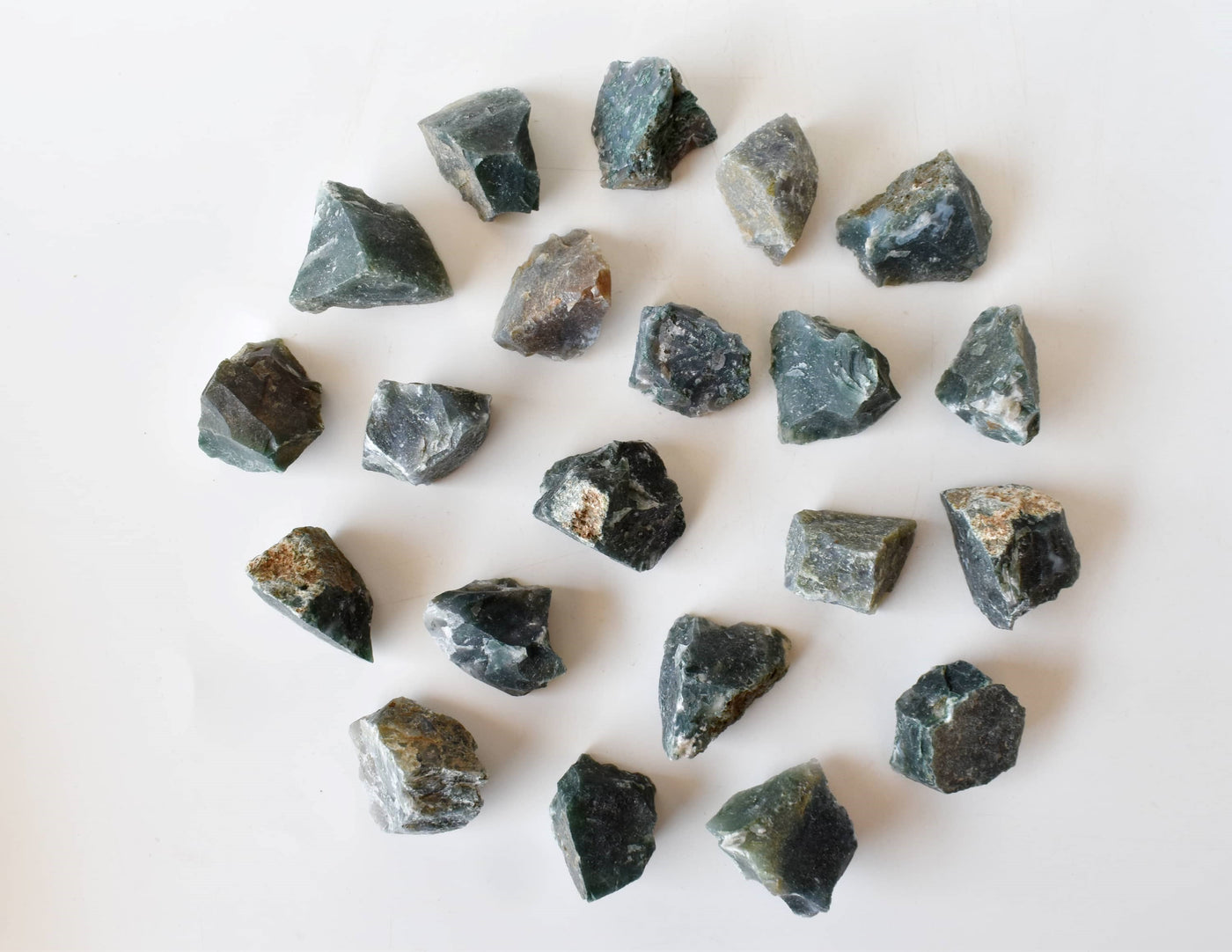 Moss Agate Rough Rocks(Encourage Tranquility and Emotional Balance)