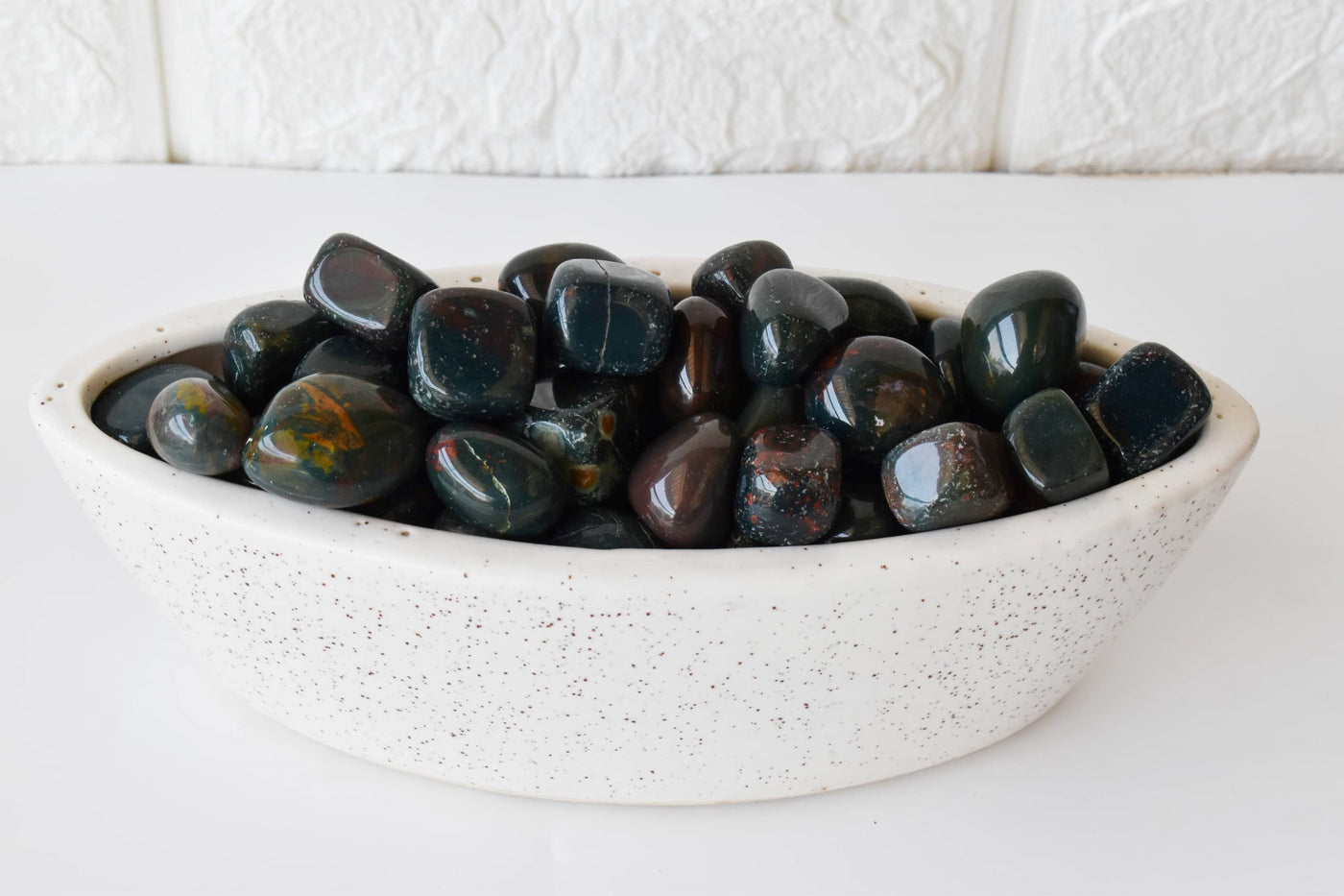 Bloodstone tumbled Crystals (Altruism and Cleansing)