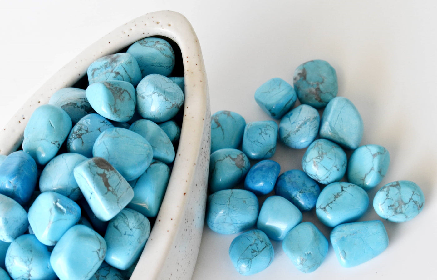 Turquoise Howlite Tumbled Crystals(Promotes Self-Realisation and Assists Creative Problem Solving)