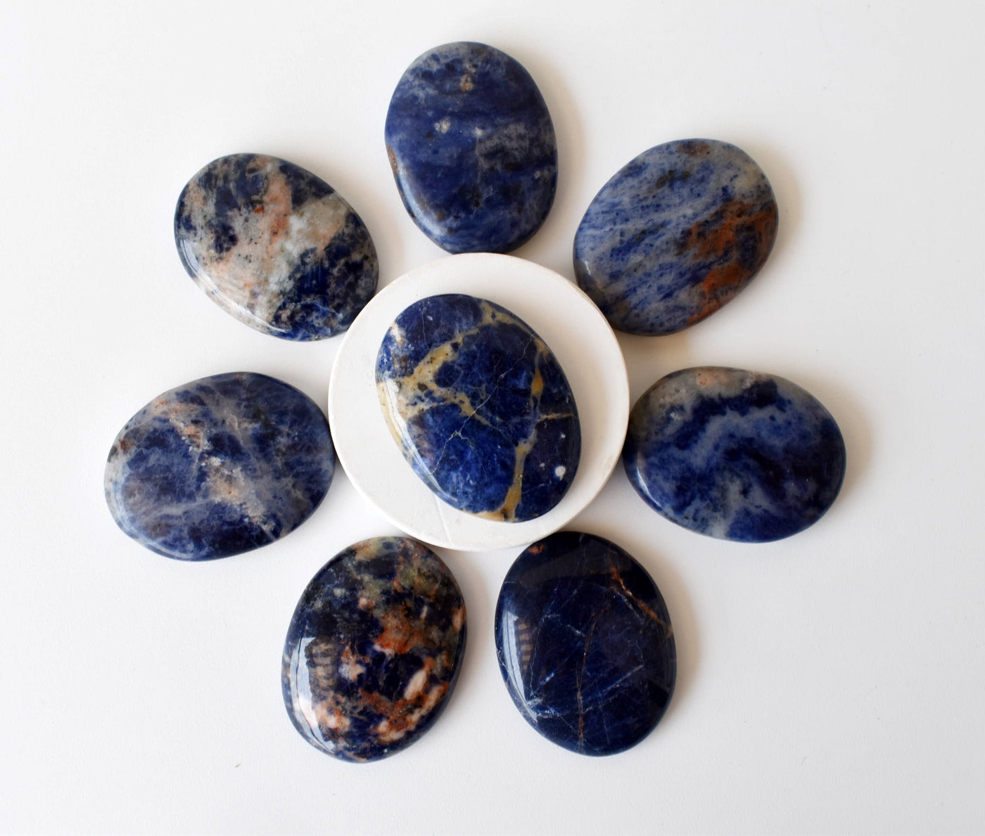Sodalite Worry Stone pour la guérison des cristaux (Pocket Palm Stone / Thumb Stone)