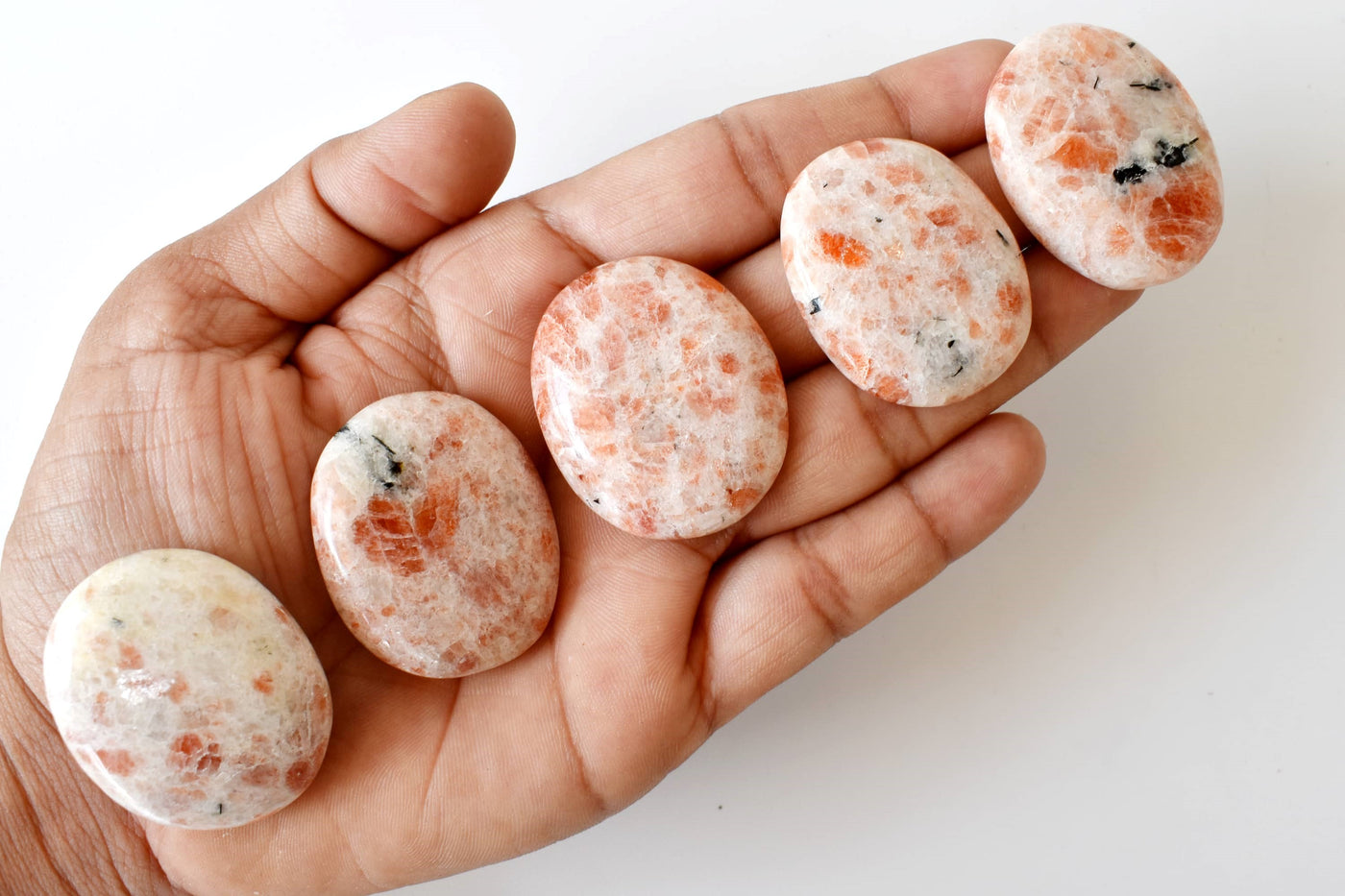 Sunstone Worry Stone pour la guérison des cristaux (Pocket Palm Stone / Thumb Stone)