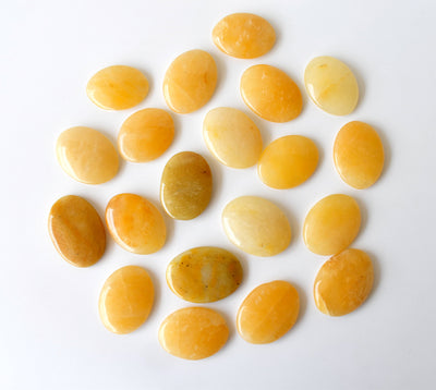 Pierre d'inquiétude en aventurine jaune pour la guérison des cristaux (Pocket Palm Stone / Thumb Stone)