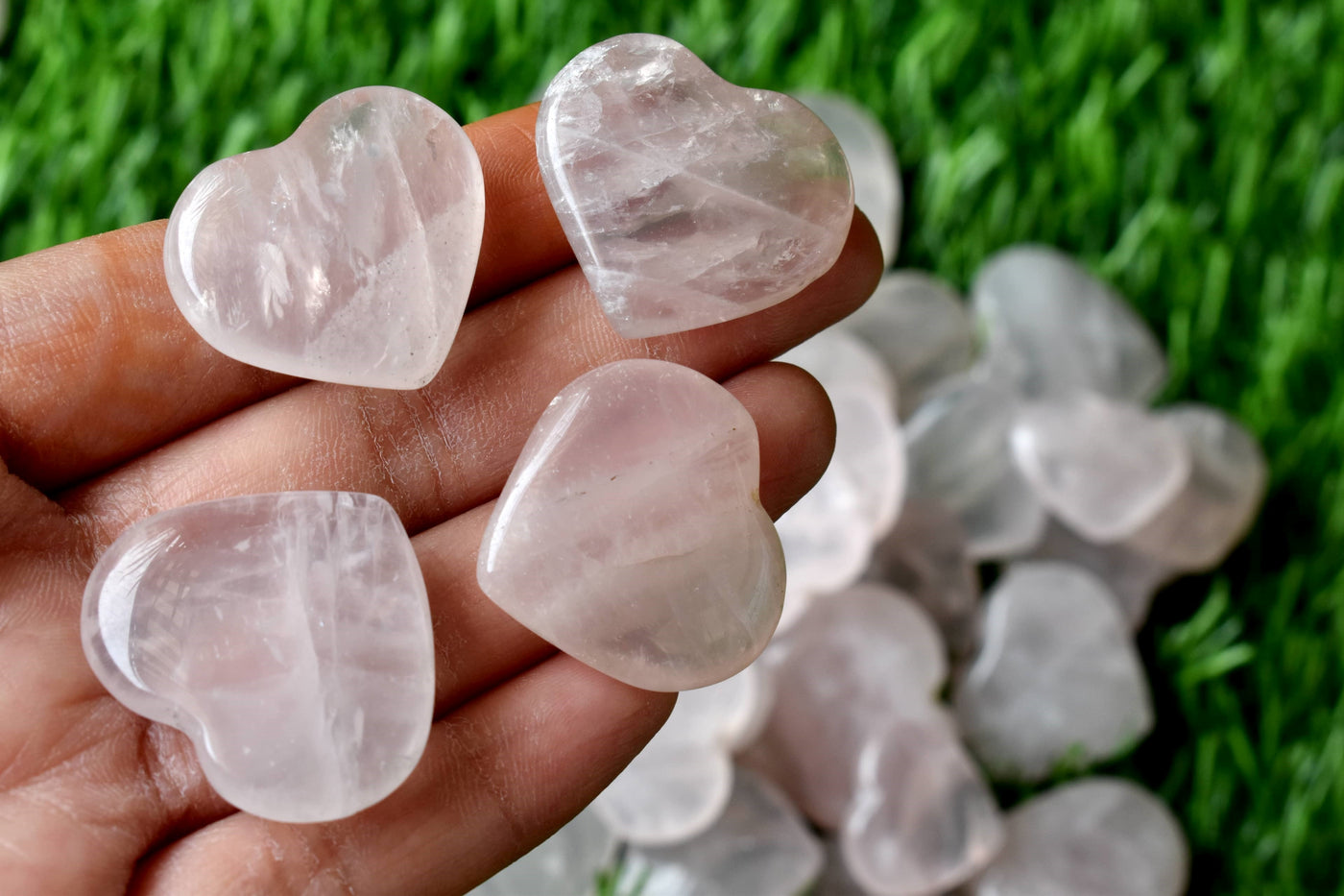 Cristal de coeur de quartz rose, mini coeur de cristal de poche gonflé de 1 pouce