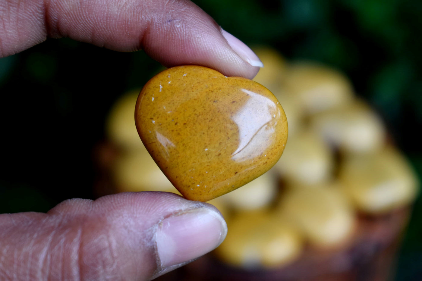 Cristal de coeur d'aventurine jaune, mini coeur de cristal de poche gonflé de 1 pouce
