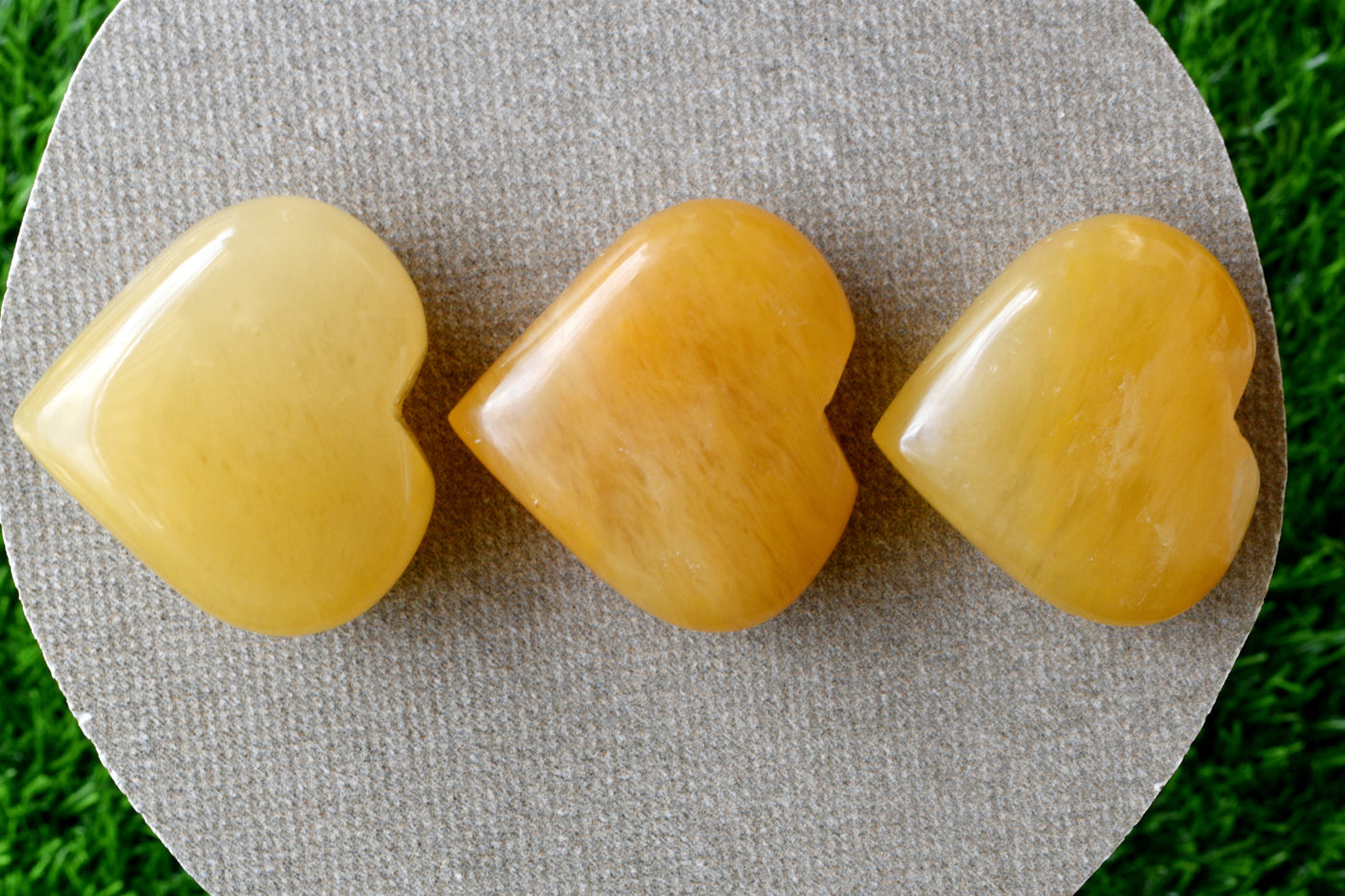 Cristal de coeur d'aventurine jaune poli, coeur de poche de 2 pouces grand coeur de cristal gonflé