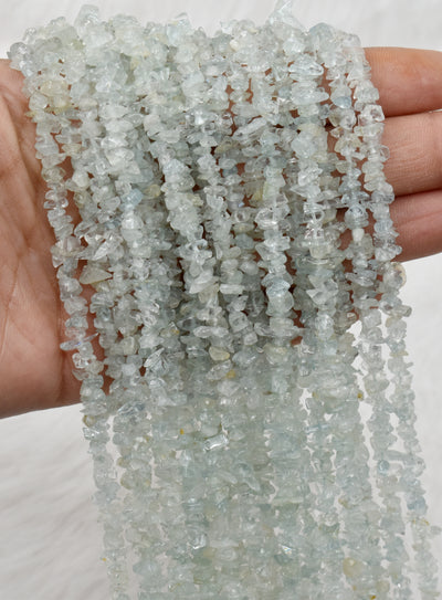 Perles brutes aigue-marine non coupées, perles de pierre brute en vrac.