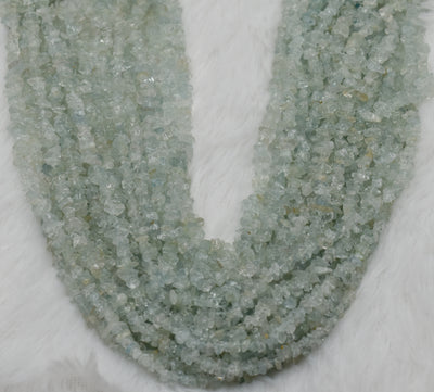 Perles brutes aigue-marine non coupées, perles de pierre brute en vrac.