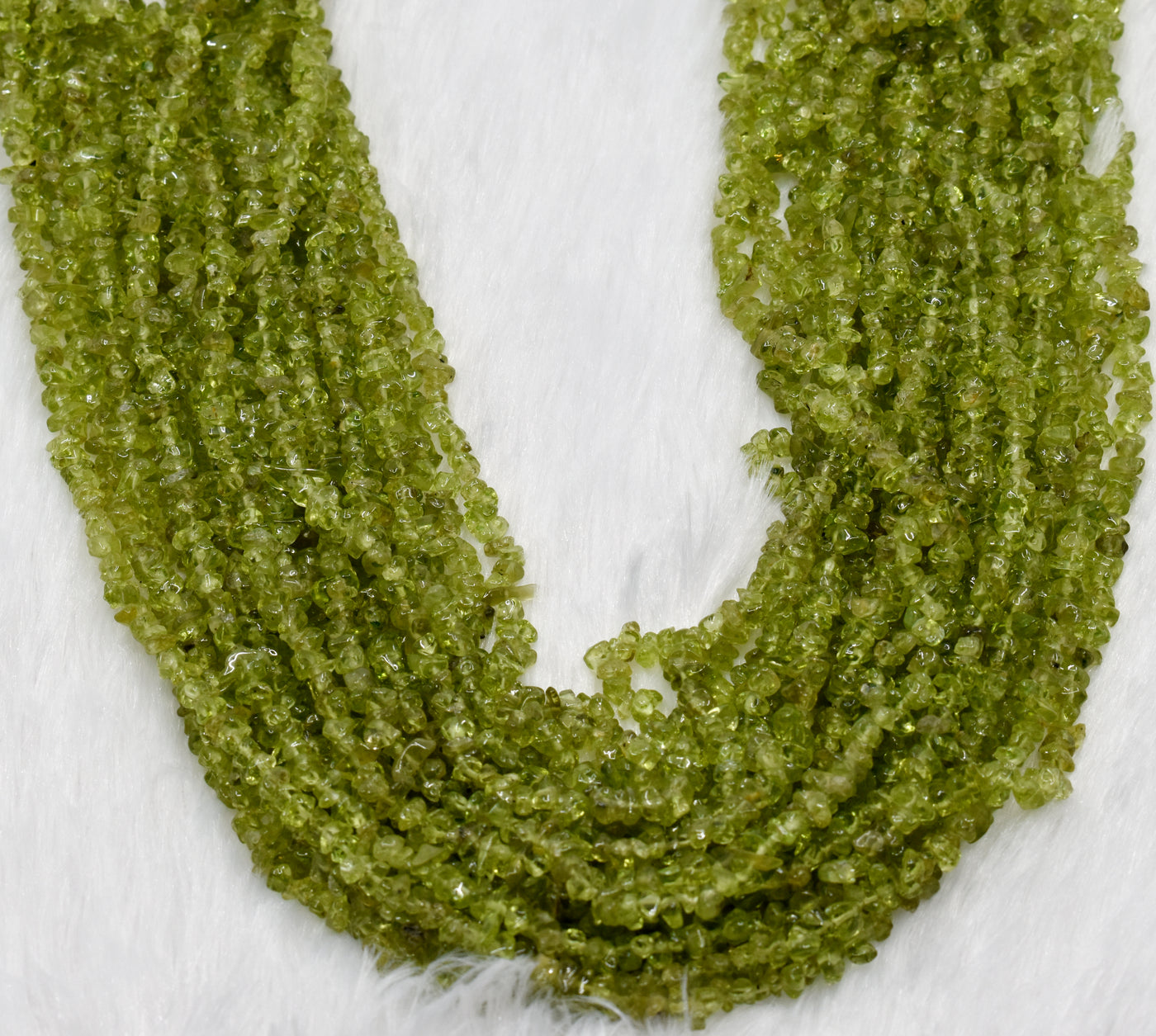 Uncut Raw Peridot Crystal Chip Beads for Necklace (Alignment Of Chakra and Chakra Cleansing )